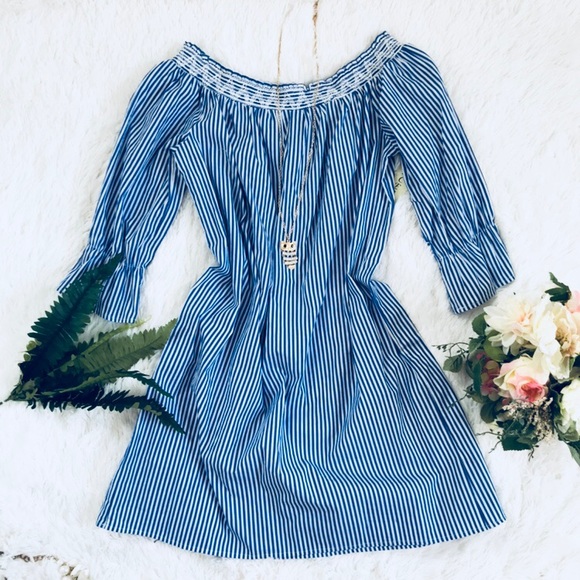 Tacera Dresses & Skirts - Tacera women blue &white off shoulder tunic dress